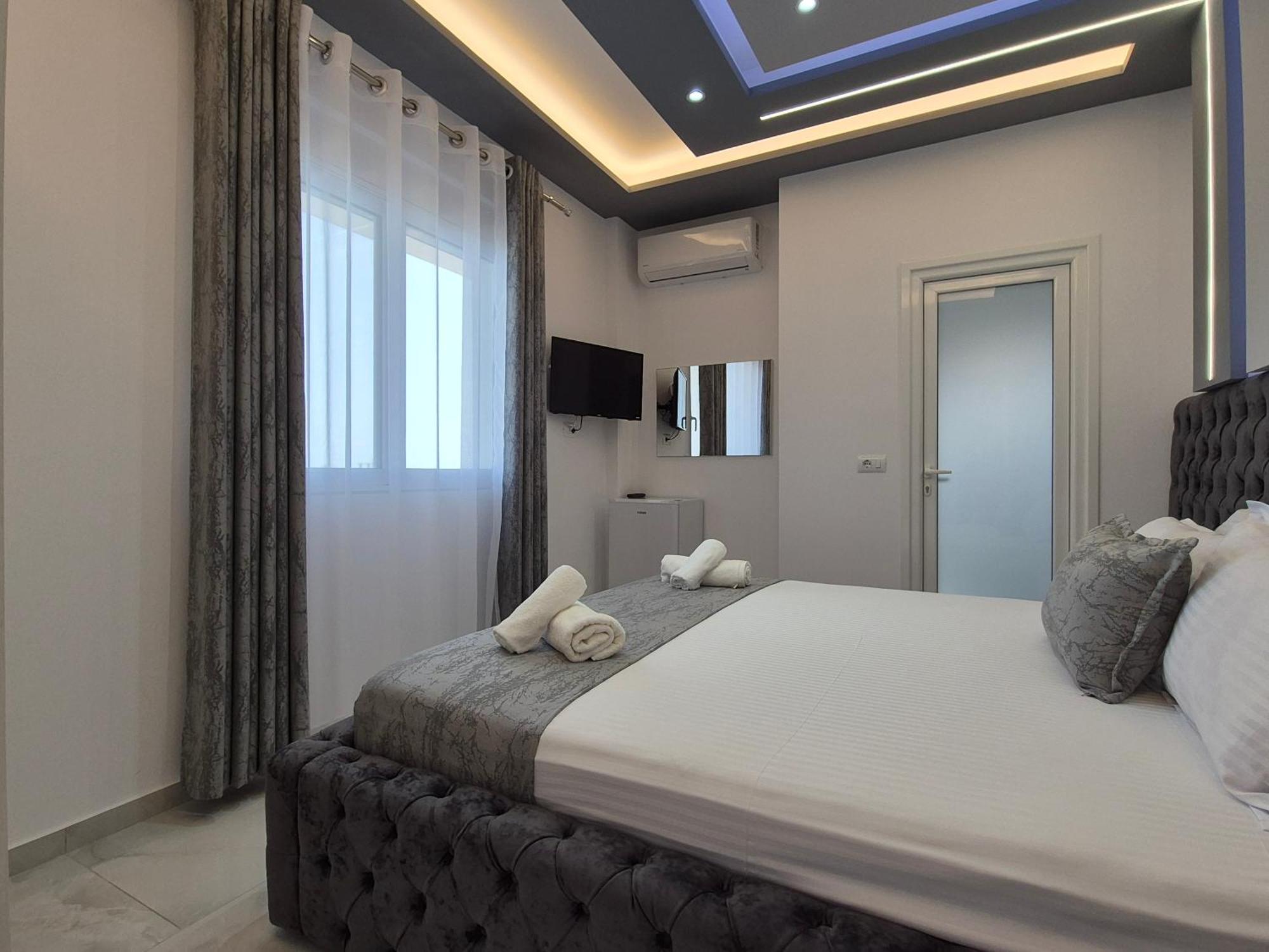 Vila Roxhest Sarandë Exterior foto