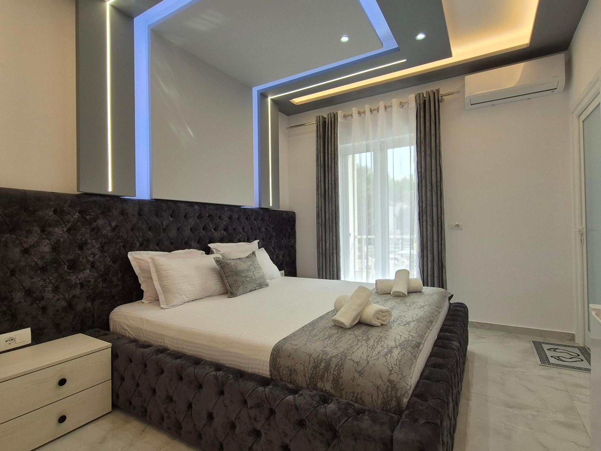 Vila Roxhest Sarandë Exterior foto